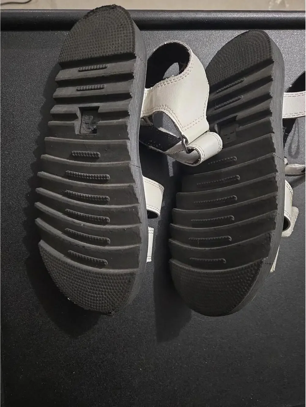 Dr. Martens Klaire White Leather Youth Strap Sandals Size US 3 - Picture 2 of 6